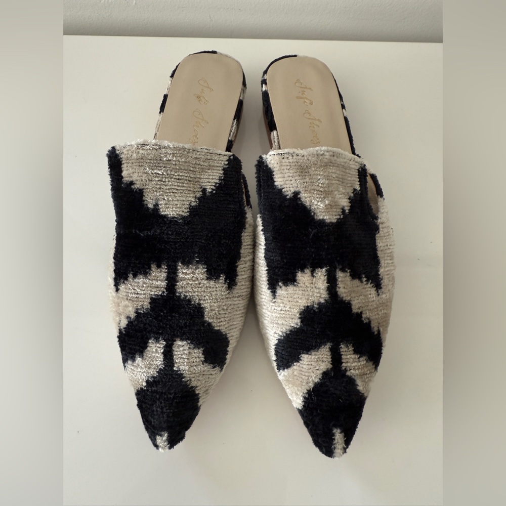 SUFI Shoes Velvet Mules Slippers Shoes 39/9